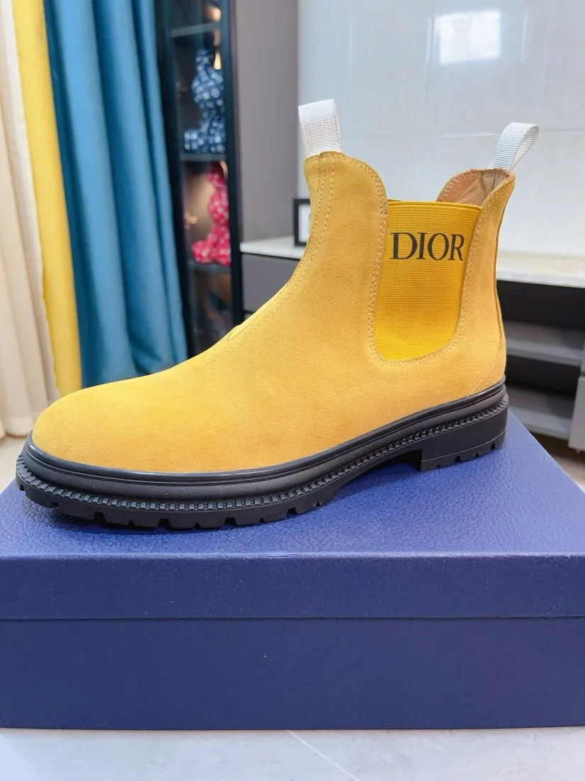 Men's shoes 💰480🌹🌹[Dior] Dior high-top new imported first-layer frosted cowhide ➕Leather lining, designed by European and American masters, perfect shape to create counter quality, solid color raw and wear-resistant outsole, original quality, unique design and beauty, super versatile and very comfortable. High-end without losing taste, fashionable, cold-proof and warm! Absolute focus 38-44 size